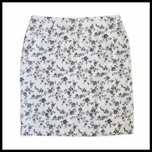 D'allaird Dotted Floral Patterned Skirt